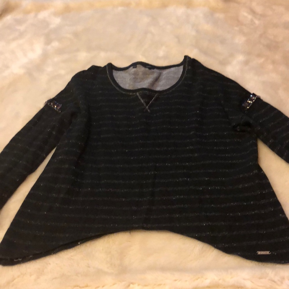 Guess Sweater Top